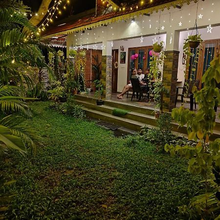 Marari Sophy Villa 马拉利库兰 外观 照片